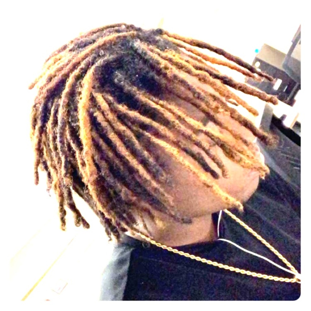 Meet your Posher, Deandre